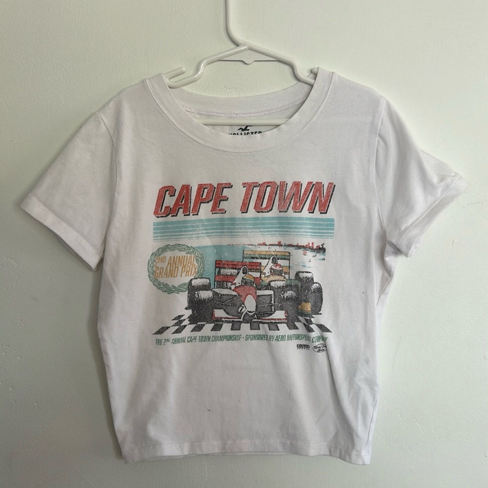 Hollister Cape Town T-shirt, size S